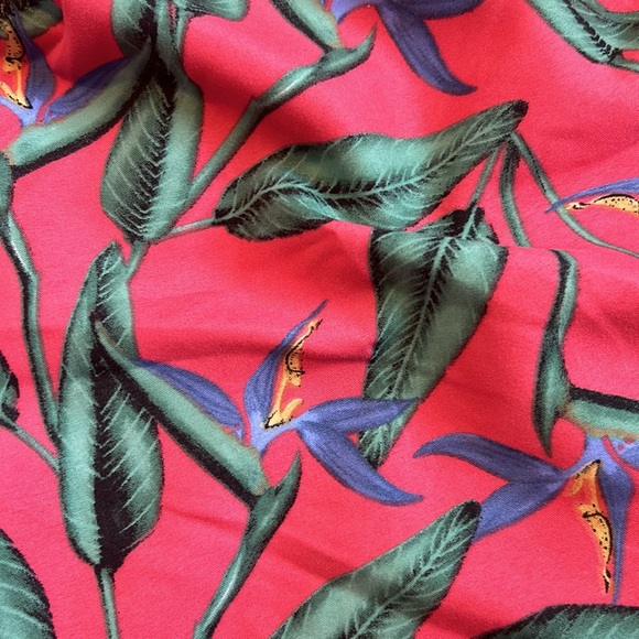 Charleston Threads birds of paradise pattern swim shorts width liner size xl - Picture 3 of 3